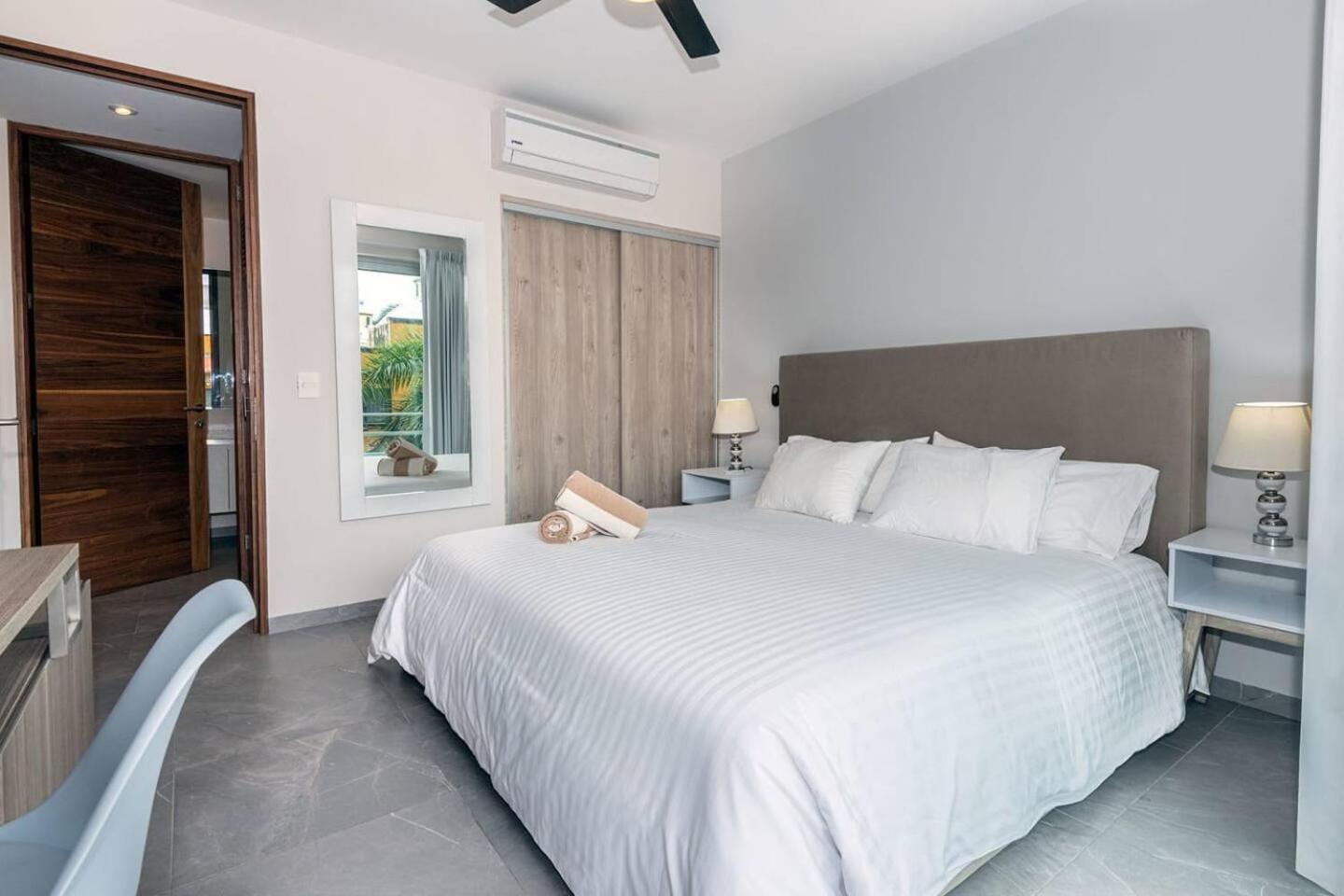 Apartamento Luxury Condo, 150mb, 2 Bedroom, Cine, Gym, Pool